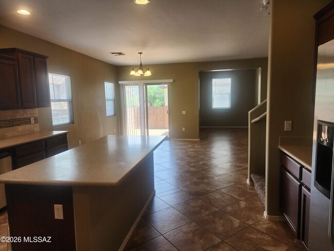 Building Photo - 10615 E Native Rose Trail