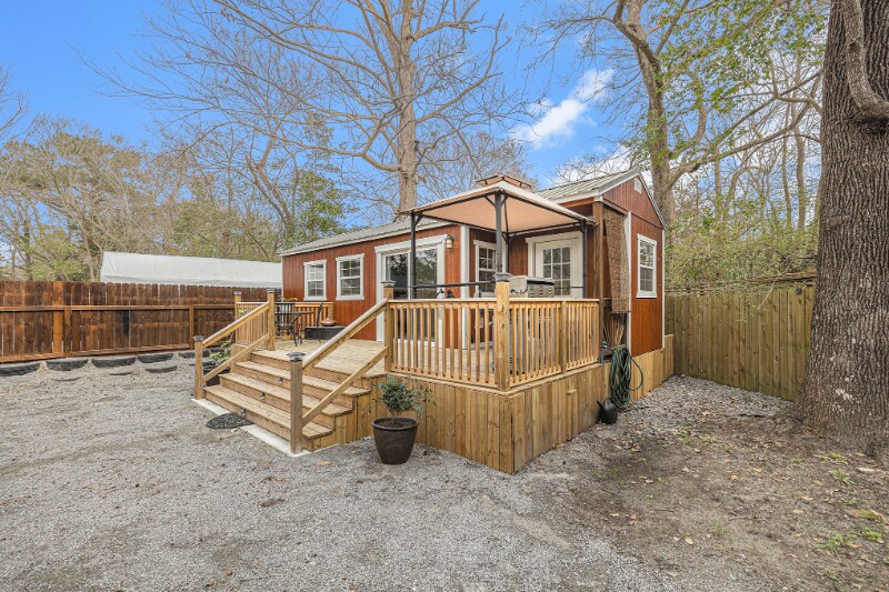Building Photo - 1215 Wimbee Dr
