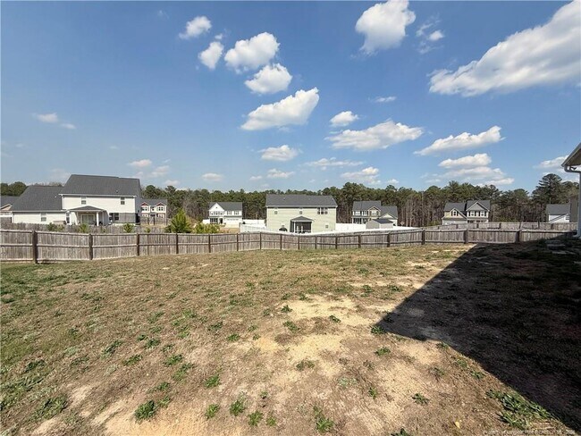 Building Photo - 155 Silk Oak Dr