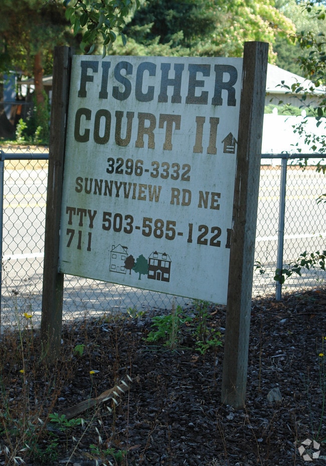 Building Photo - Fischer Court II