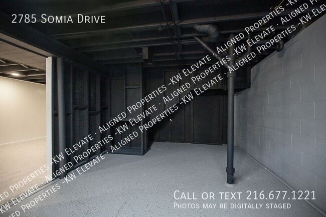 Building Photo - 2785 Somia Dr