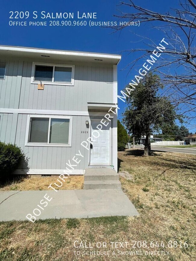 Primary Photo - 2209 S Salmon Ln