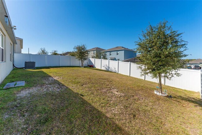 Building Photo - 1825 Juneberry St