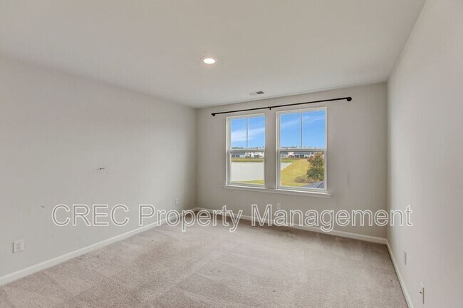 Building Photo - 270 Firewheel Ct