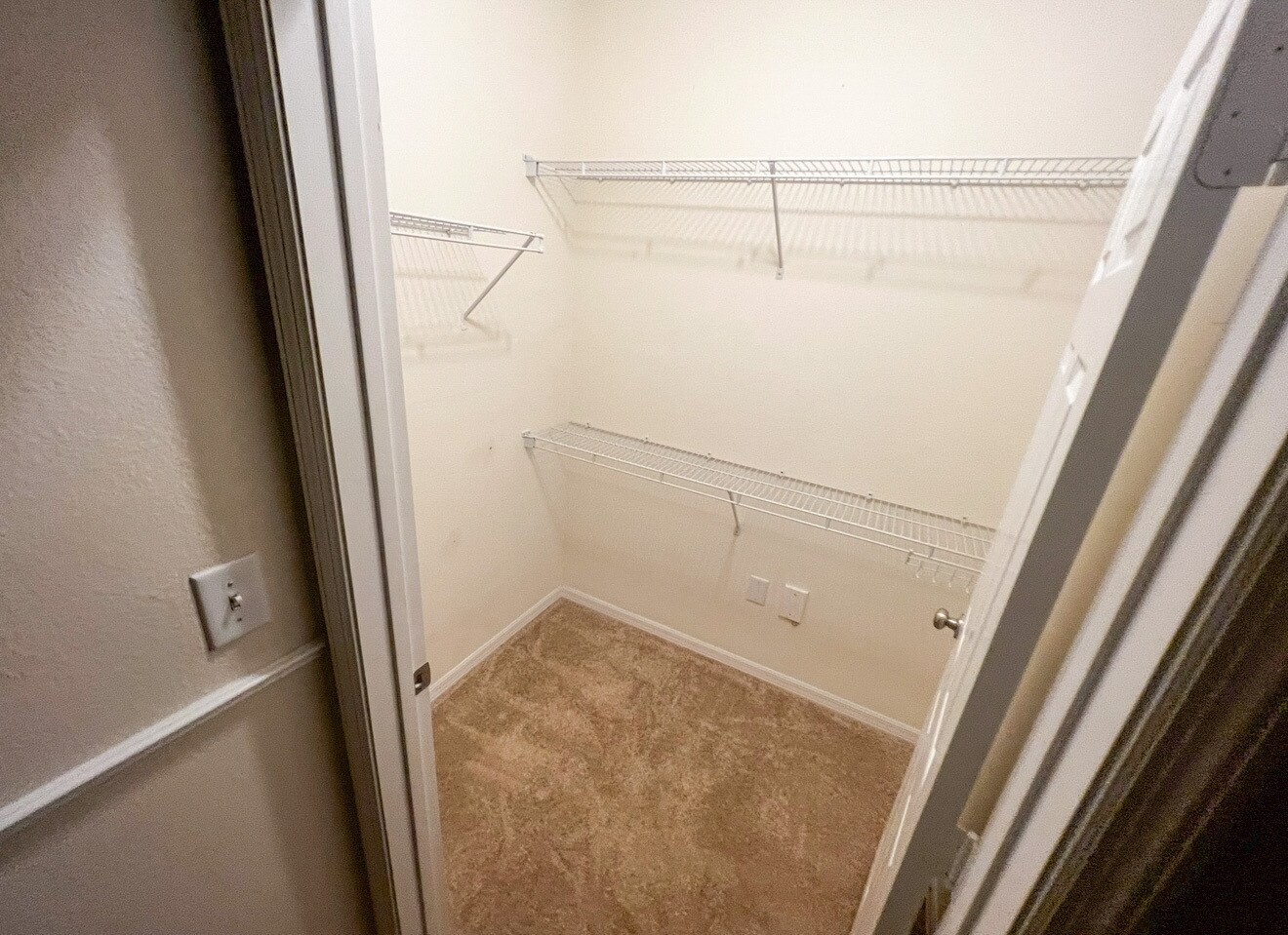 Building Photo - 6556 Emerald Dunes Dr