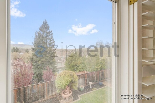 Building Photo - 430 Antelope Ridge Way