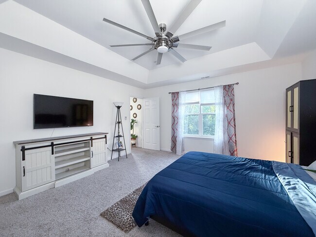 Building Photo - 161 Brookview Way Dr