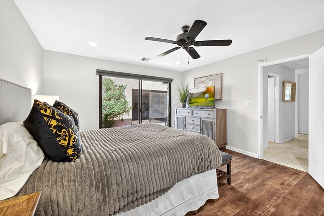 Building Photo - 42430 Adams St