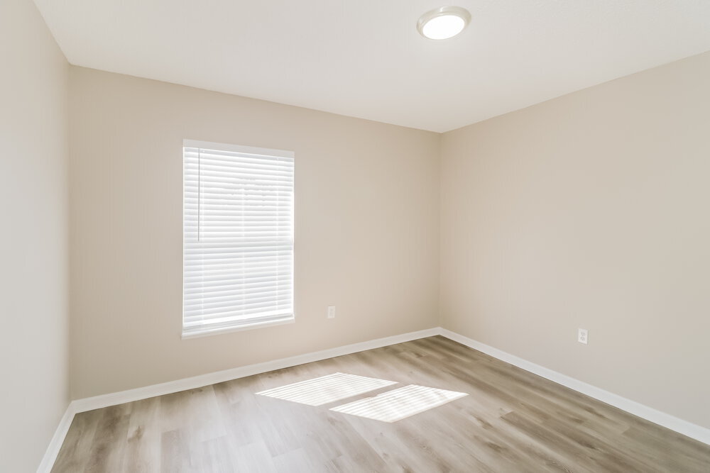 Building Photo - 11515 Linden Dr