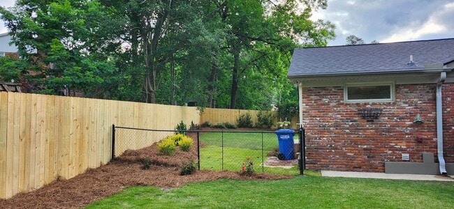 Building Photo - Amazing 3 bedroom home in Mohina Woods