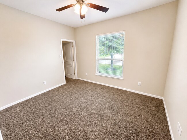 Building Photo - AVAILABLE NOW; APPLY TODAY ON OUR WEBSITE!!!