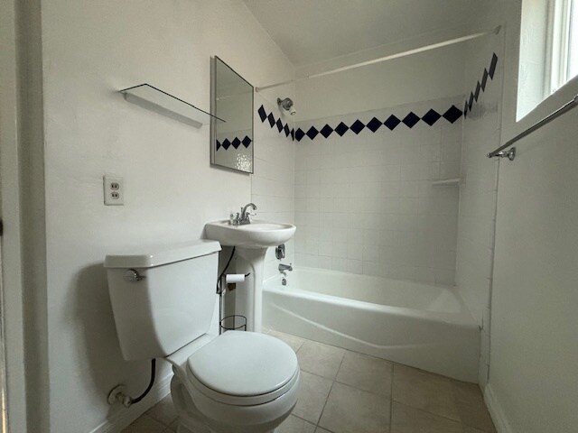 Bathroom - 3949 32nd St