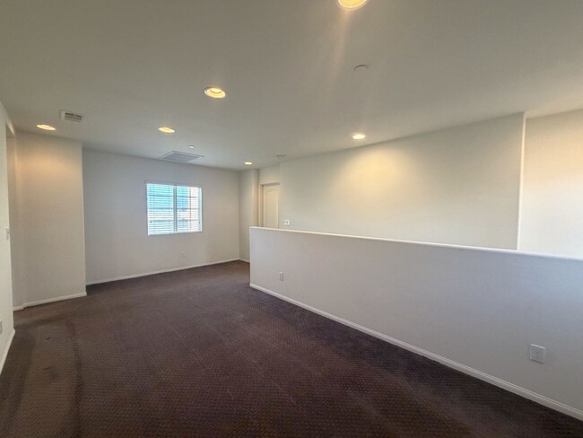 Building Photo - 206 Paseo Gusto