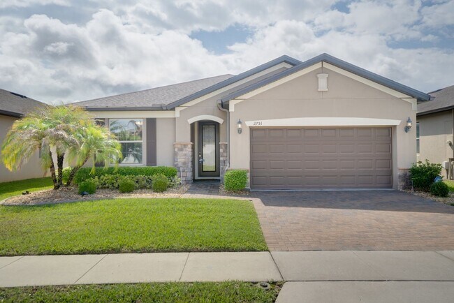 Building Photo - Stunning 3-Bedroom Pool Home with Bonus Room in the Gated Community of Lakeshore at Narcoossee