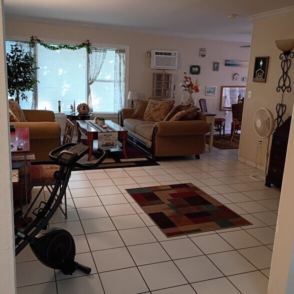 Building Photo - 221 Arthur Avenue