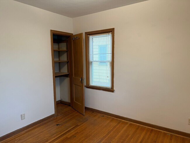 Building Photo - The Cutest 3-Bedroom Tudor - One Block From Como Golf Course