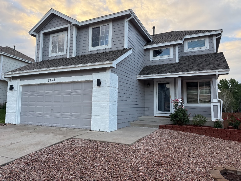 Primary Photo - 7153 Arrowroot Ave