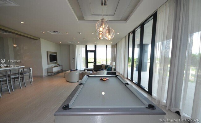 Building Photo - 5300 Paseo Blvd