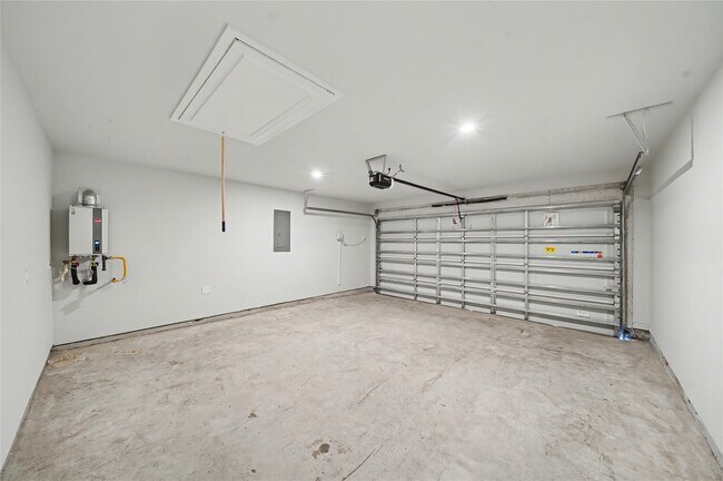 Building Photo - 2919 Orange Leaf Dr