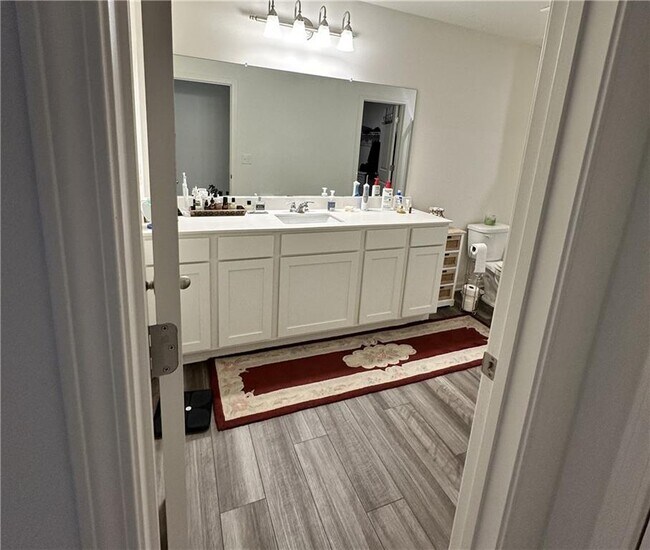 Building Photo - 7353 Cranleigh St