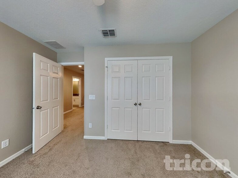 Building Photo - 282 Aberdeen St