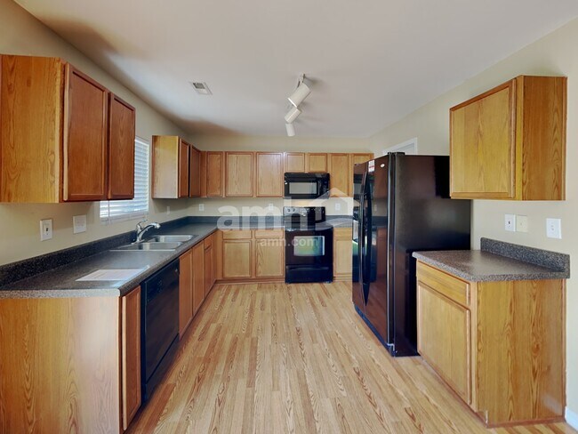 Building Photo - 2432 Sweet Birch Ct