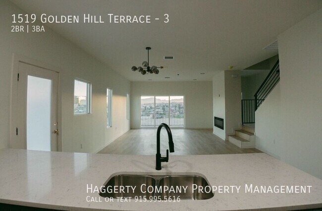 Building Photo - 1519 Golden Hill Terrace