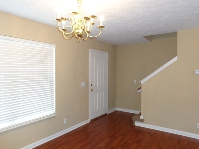 Building Photo - 4112 Longfellow Dr