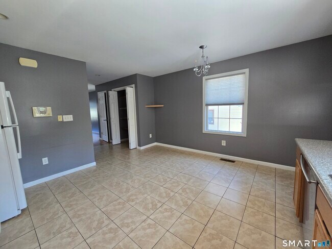 Building Photo - 148 Granfield Ave