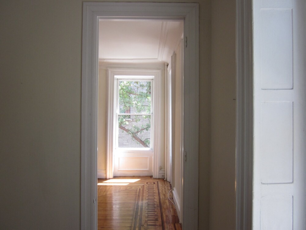 Building Photo - 93 Remsen Street
