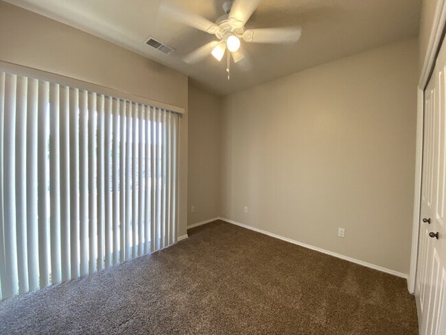 Building Photo - Gated Community - 2BR/Office