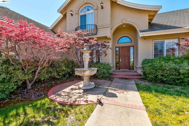 Building Photo - 2779 E Ruby Hill Dr