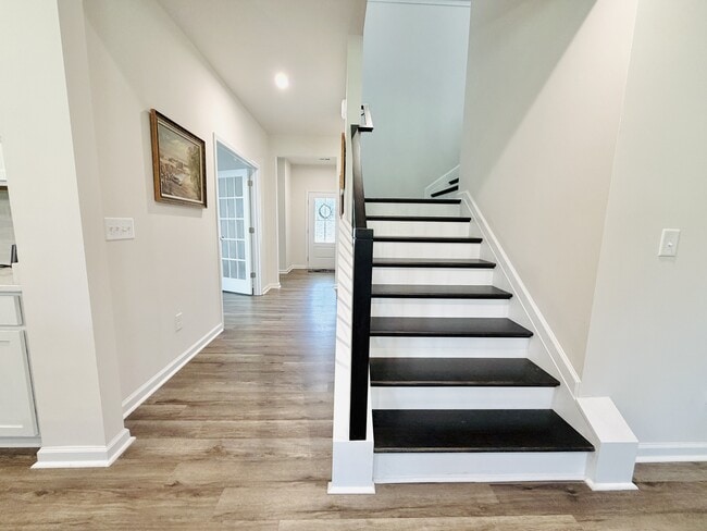 Building Photo - 667 Honeydew Dr