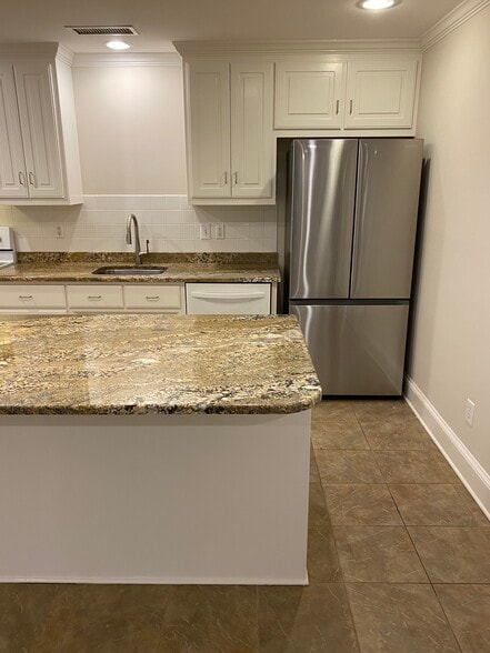 island - 125A Wild Iris Ln