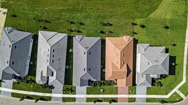 Building Photo - 14200 Lacebark