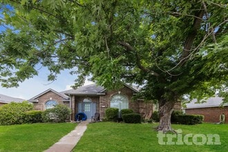 Building Photo - 612 W Andersonville Ln