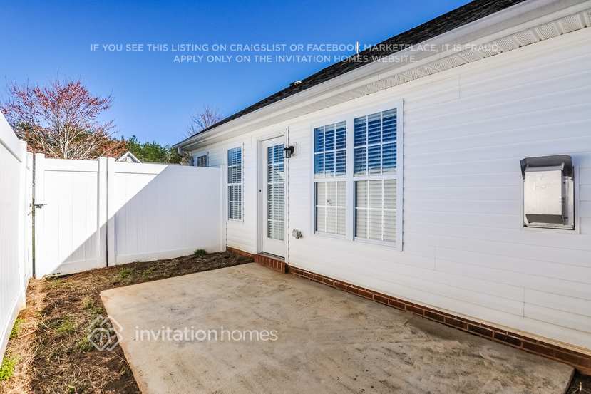 Building Photo - 5623 Roundup Cir