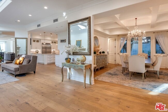 Building Photo - 345 S Saltair Ave