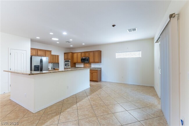 Building Photo - 2253 Laurel Heights Ln