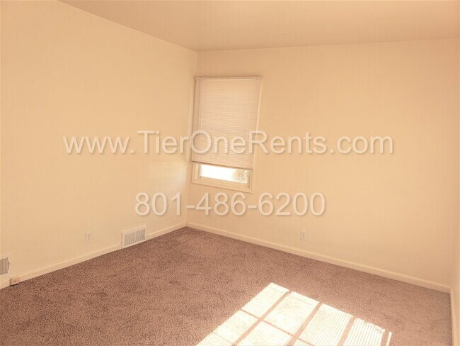 Building Photo - This property offers a NO DEPOSIT option a...