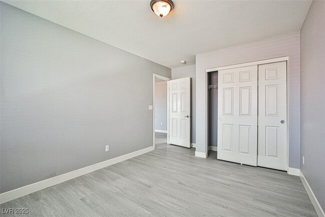 Building Photo - 6688 Metronome Ct