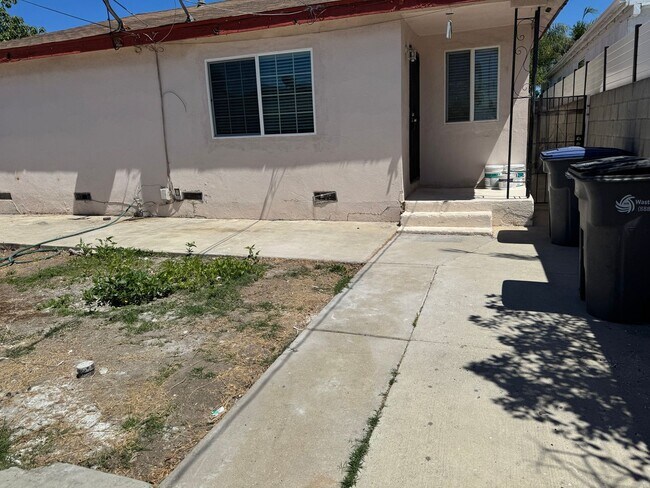 Building Photo - 539-541 E 220th Street