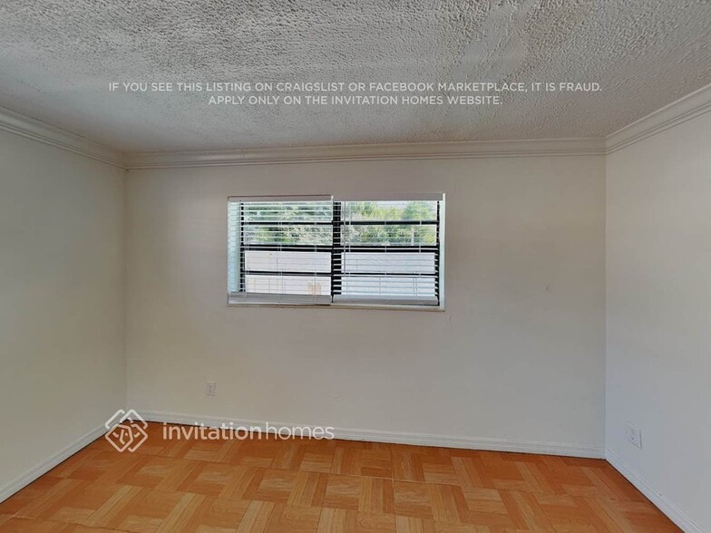 Building Photo - 3660 SW 2nd St