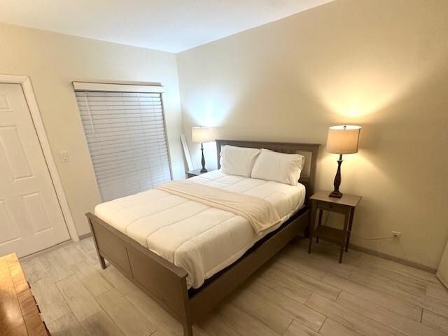 Building Photo - 2508 Bay Dr