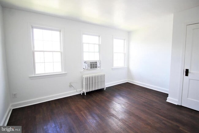 Building Photo - 1220 Oronoco St