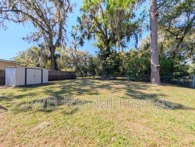 Building Photo - 9064 11th Ave