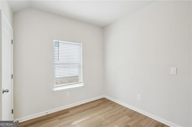 Building Photo - 1220 Firefly Fld Trce