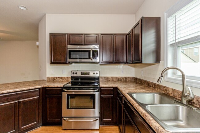 Building Photo - 500 Caldwell Loop