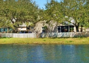 Building Photo - 4892 Erin Ln