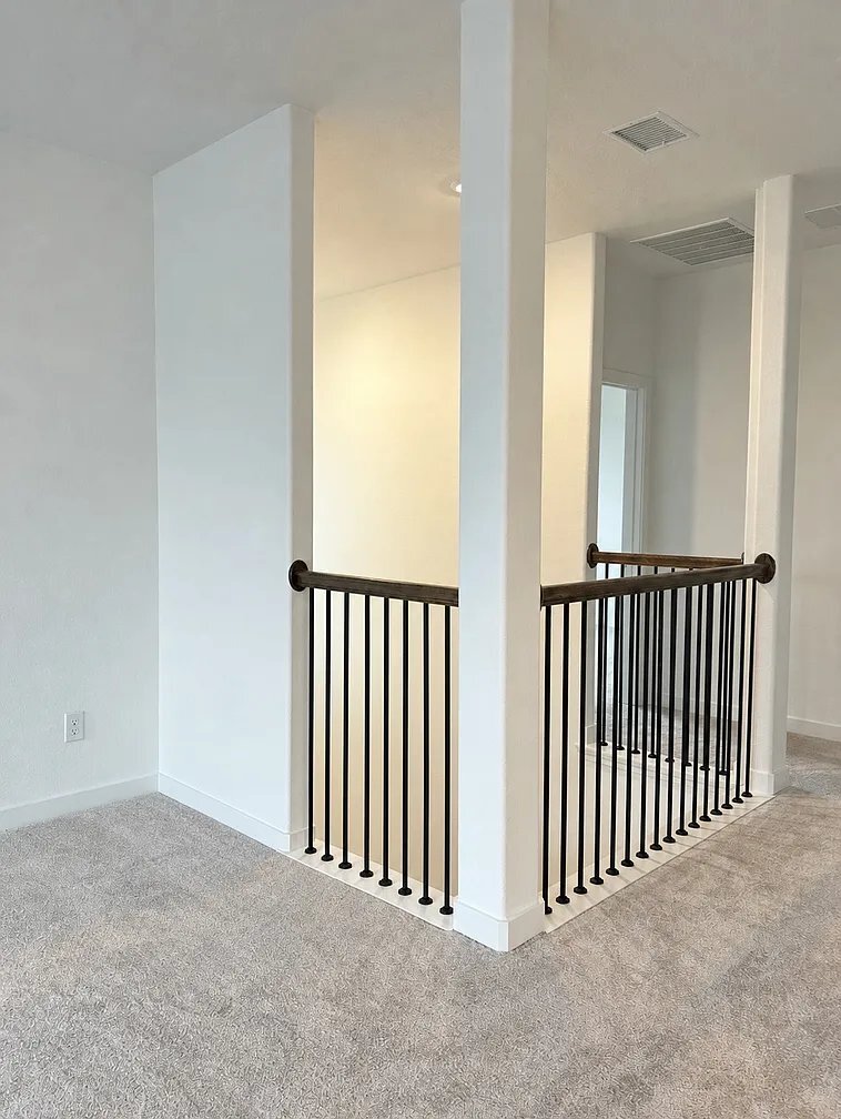 Building Photo - 537 Breeds Hl Rd